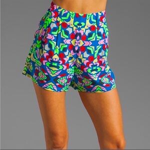 Mara Hoffman 2” High Waisted Shorts in Aloha Sky